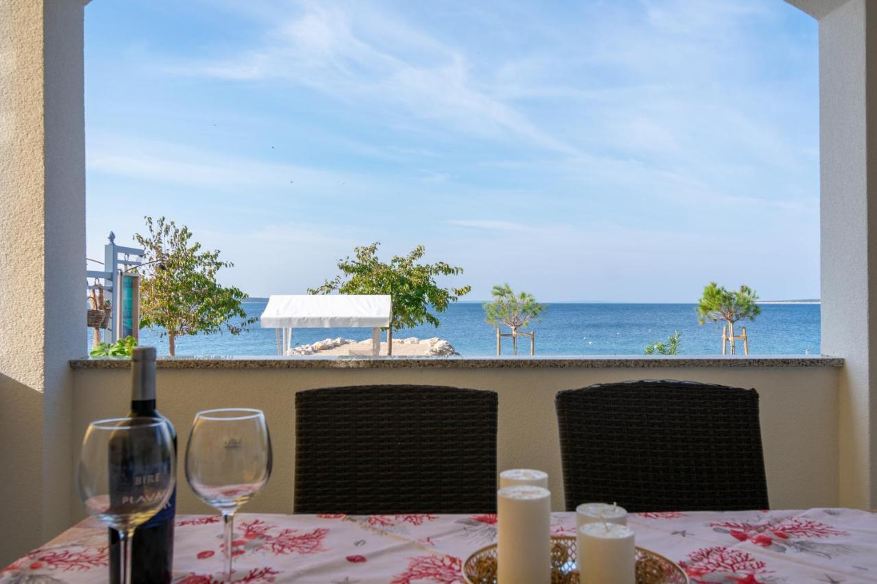 Apartments By The Sea Mandre, Pag - 4093 Kolan Exterior foto